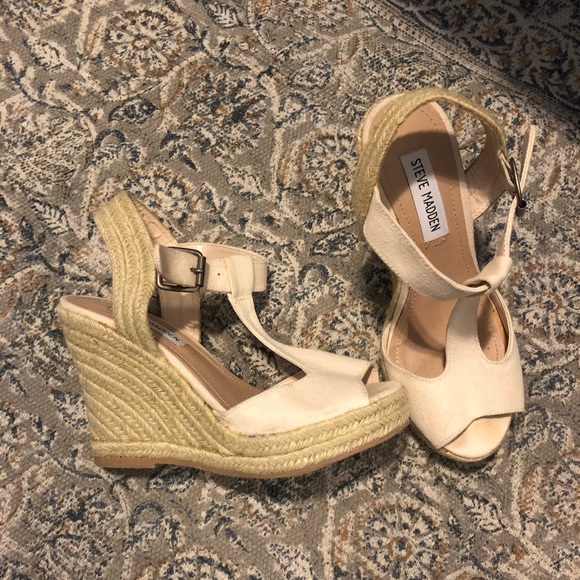 Steve Madden Wedges - Picture 2 of 5